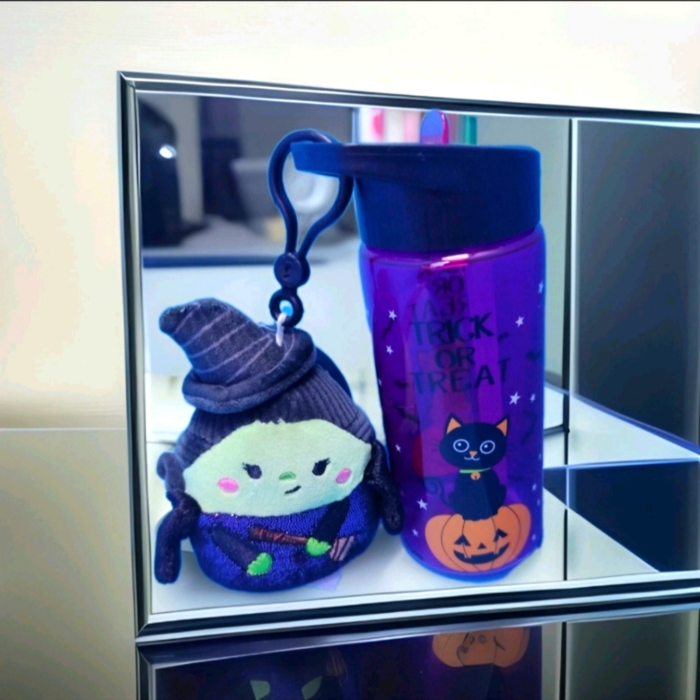 Halloween Squishmallow Wicked Elphaba 3" Clip-on Free Purple Cat Water Bottle